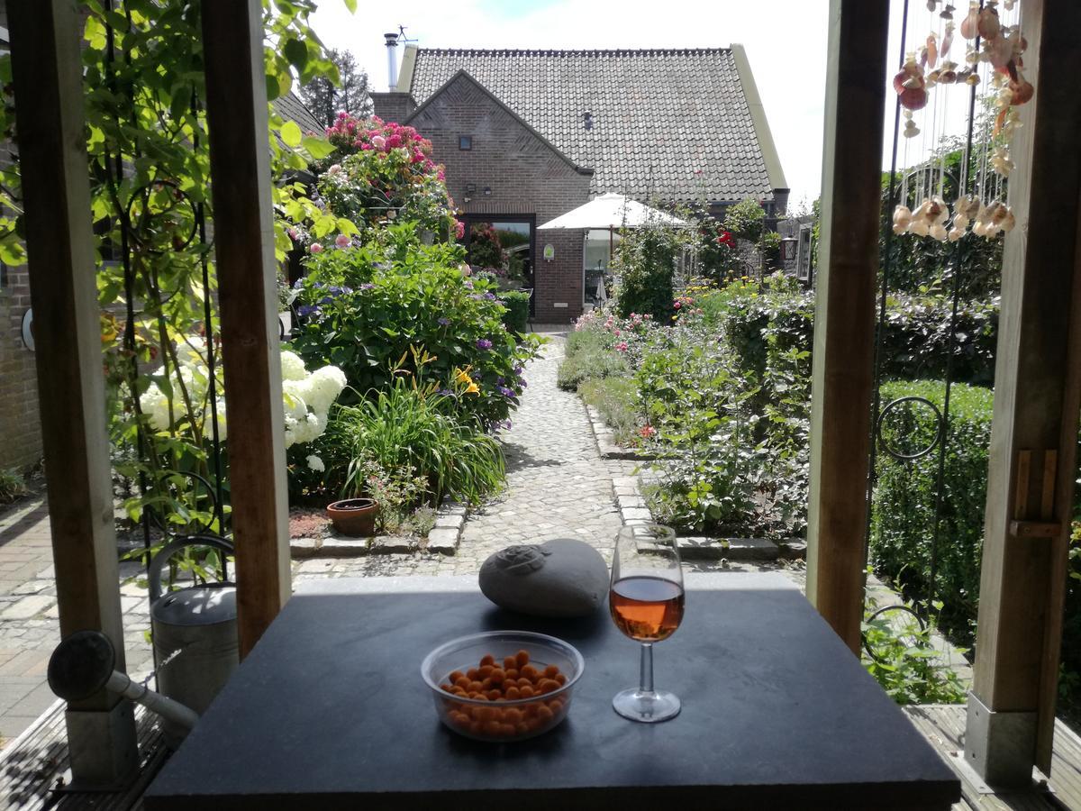 La Rose Bed and Breakfast NeerNeerpelt Exteriör bild